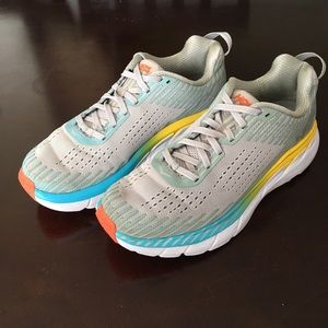 HOKA Clifton 5 Womens Running size 7
